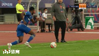 中超首轮出现5张红牌,中超第一张红牌惹争议