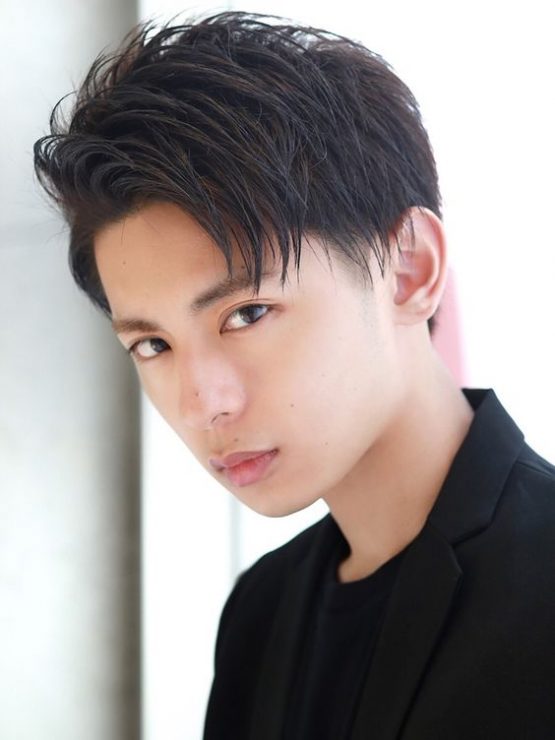 男生卷发造型中短卷,男生卷发造型中长发圆脸