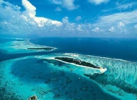 缅甸紫翡翠和斯里兰卡有什么区别 (斯里兰卡的紫翡翠多少钱)