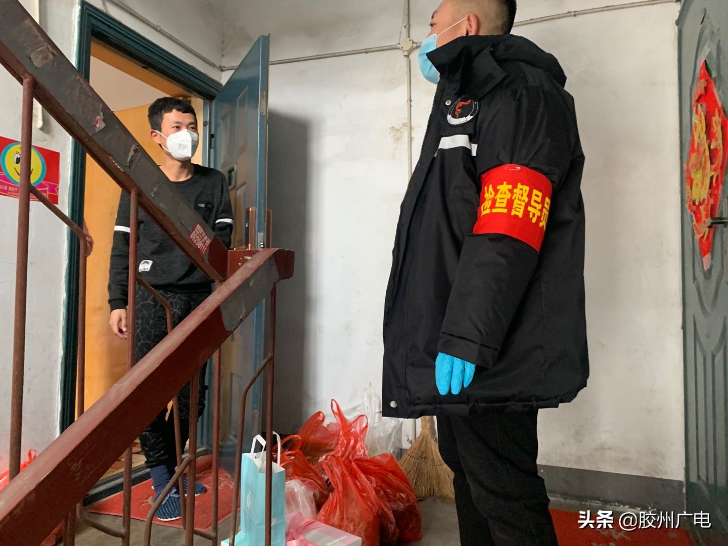 胶州战“疫”|“有爱”的战疫班子