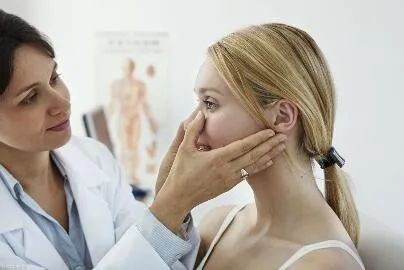 如何有效提升面部年轻化,怎么样保持脸部年轻的状态