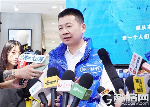 美特斯邦威最新款棉衣棒球服,美特斯邦威羽绒服官方旗舰店男装