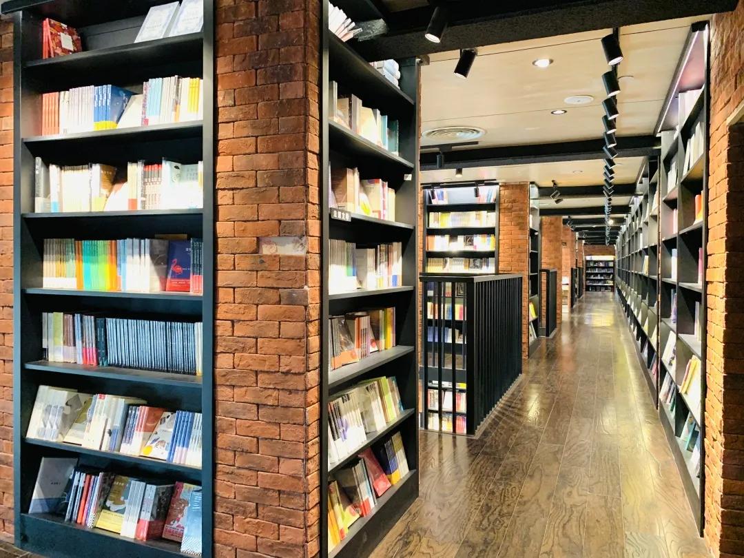 用阅读触摸成都|在成都不能错过的10家书店(下)