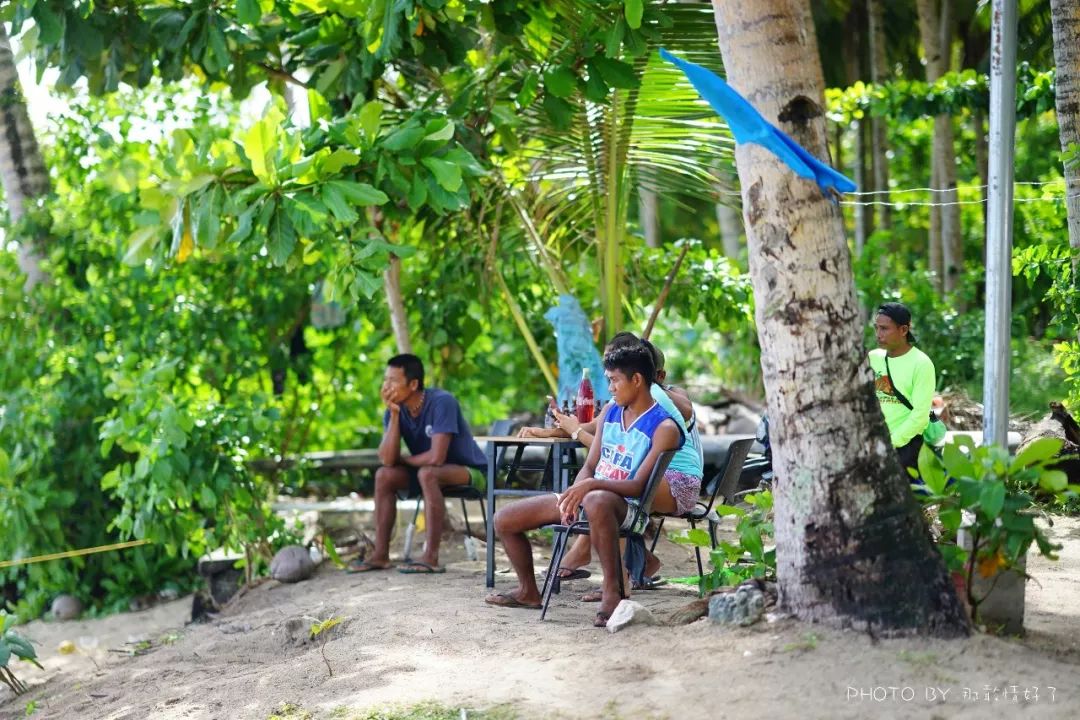 菲律宾冷门景区 (菲律宾锡基霍尔岛冲浪)