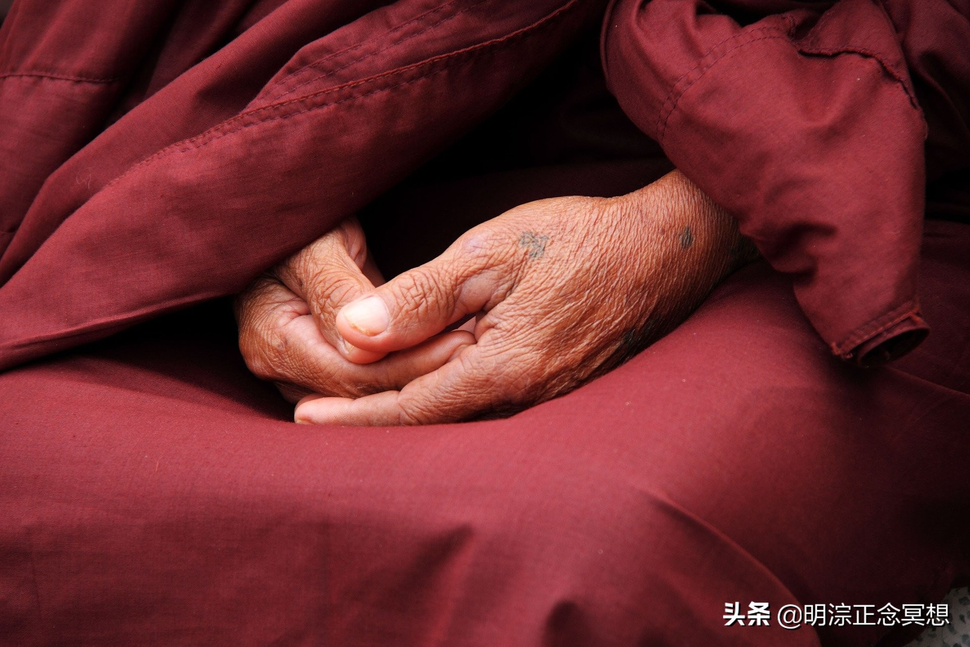 「明淙千问,57」背书的时候总是走神，怎么办？