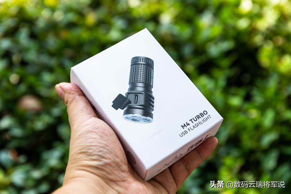 m4强光手电筒,迷你超亮强光手电筒