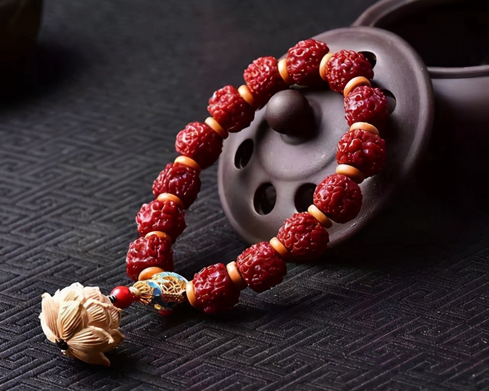 文玩手串尺寸选择,文玩手串多少尺寸合适