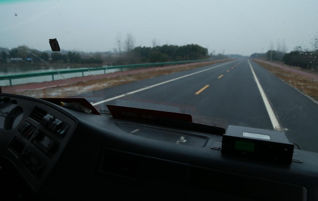 无货可拉，在原地“趴窝”5天是什么感受？