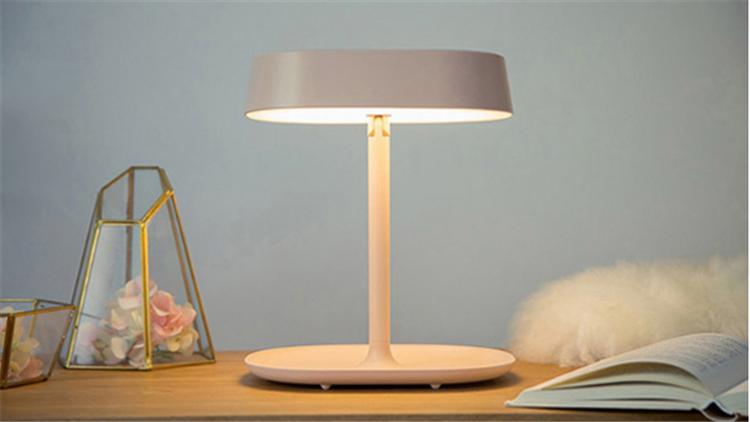 光线暗化妆镜怎么样,带光的化妆镜弊端