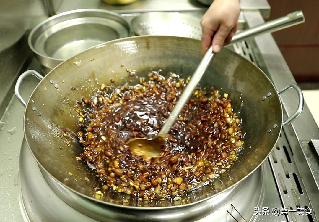 在家制作简单的拌饭酱,学会这3种下饭酱的做法