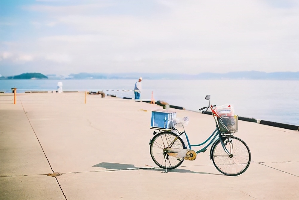 如果我被裁员了该如何面对,裁员平行线