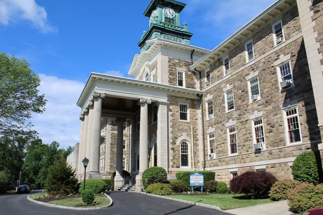 这些学校“都挺好”,新绿洲硅谷优质学校,录取迅速,住家优质!