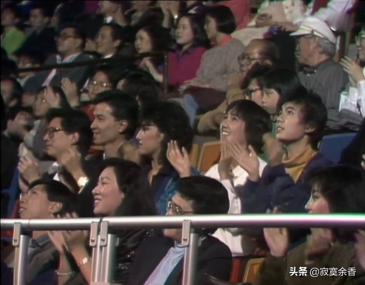 锁定85年群星劲歌荟萃，年轻时代的他们太惊艳太出彩了