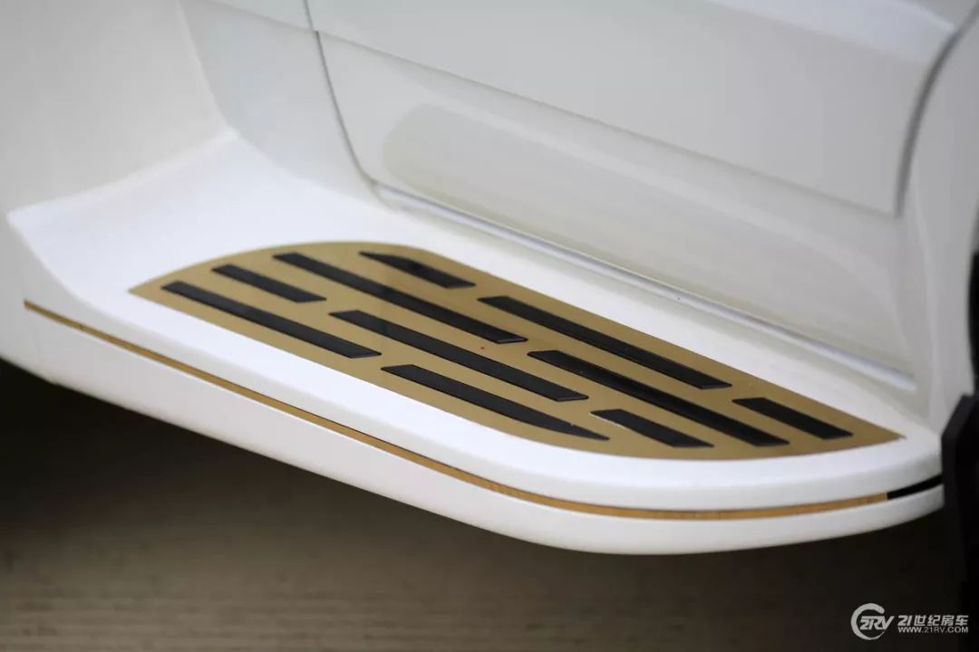 不超过50万的越野房车,不到40万的豪华大型房车