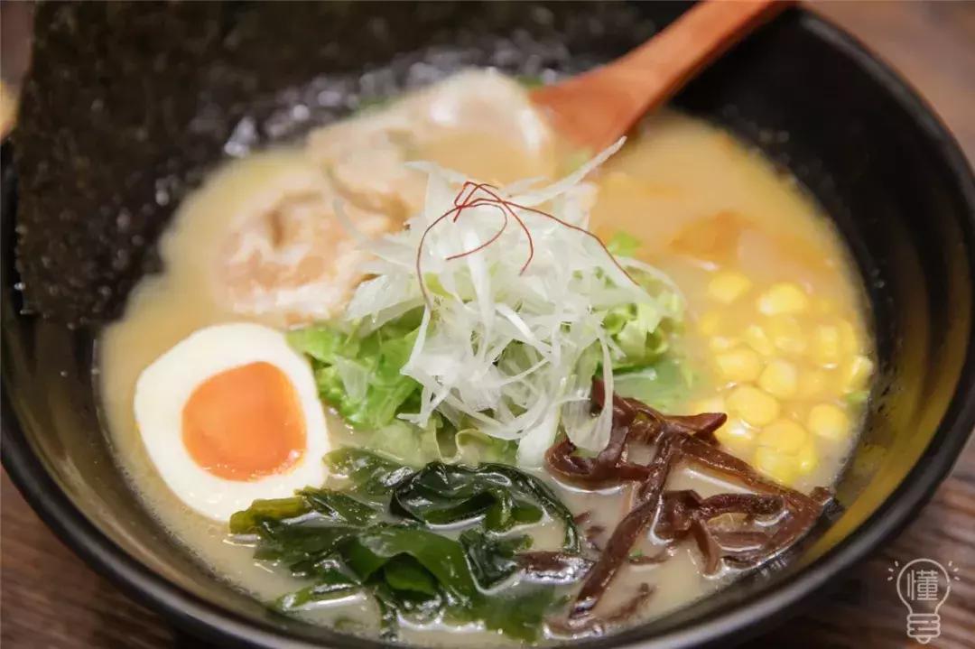 一口气开了三家火锅,一口气连开六家店