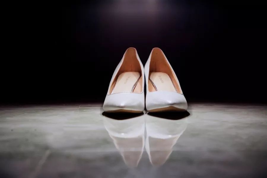 女人总说腰痛什么意思,为什么女生会说腰疼