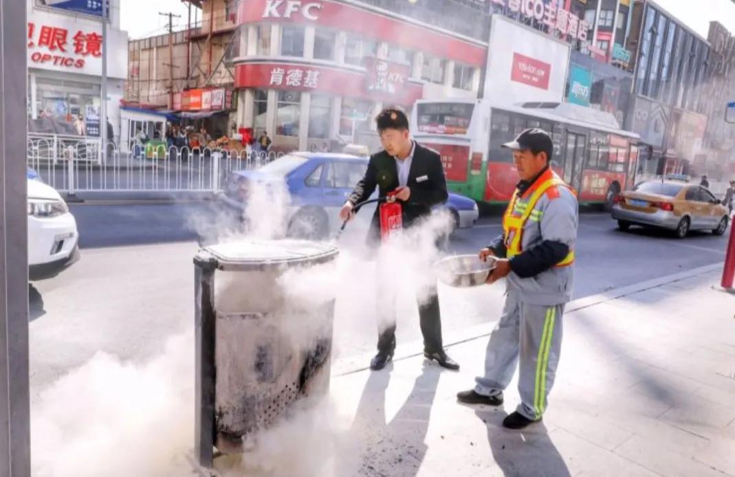 你知道回收烟头有多值钱吗,回收烟头月入过万