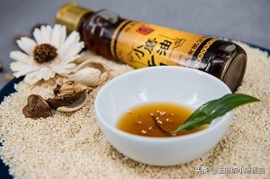 芝麻酱发苦到底是什么原因导致的,芝麻酱发苦是怎么回事