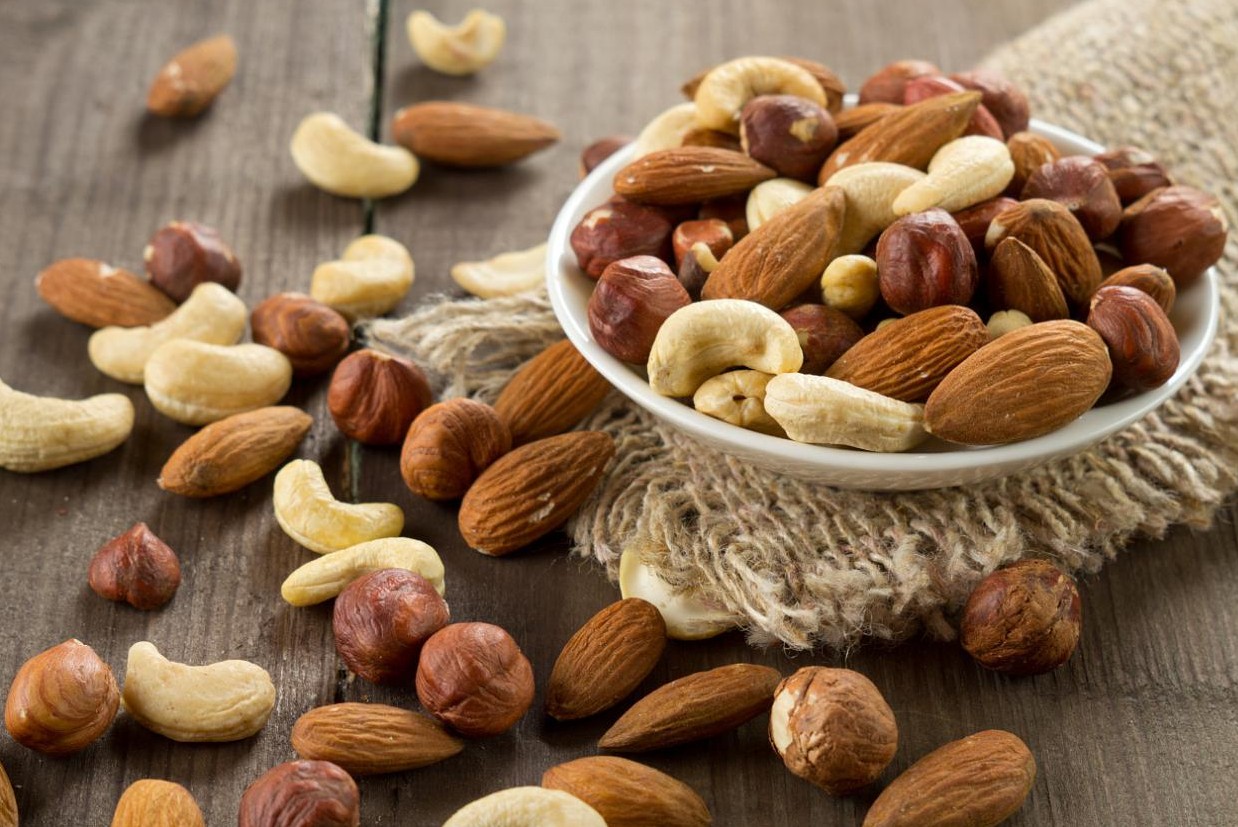 丰胸的雌性激素,补充雌性激素有利于丰胸吗