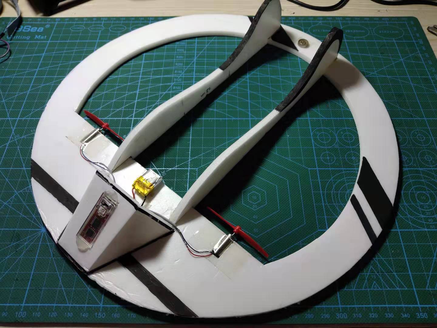 自制遥控飞机需要哪些材料,遥控飞机的遥控器自制