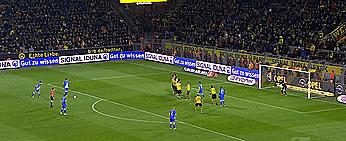 十个足球比赛常用过人教学,球场上的经典技巧大家都学一学吧