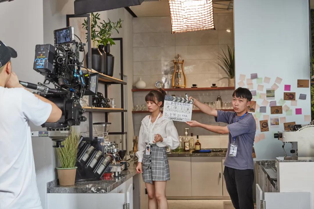 这个陶瓷网红展厅，凭颜值吸引了芒果TV来取景拍摄