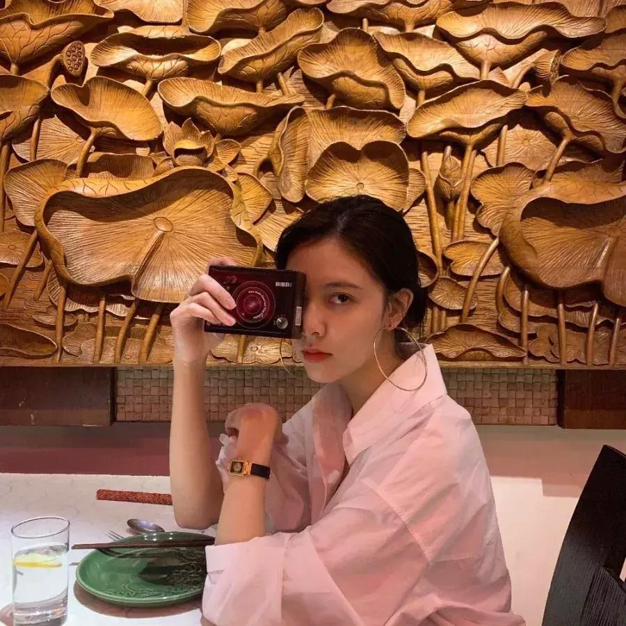 比欧阳娜娜好看的衣服,95后小花欧阳娜娜