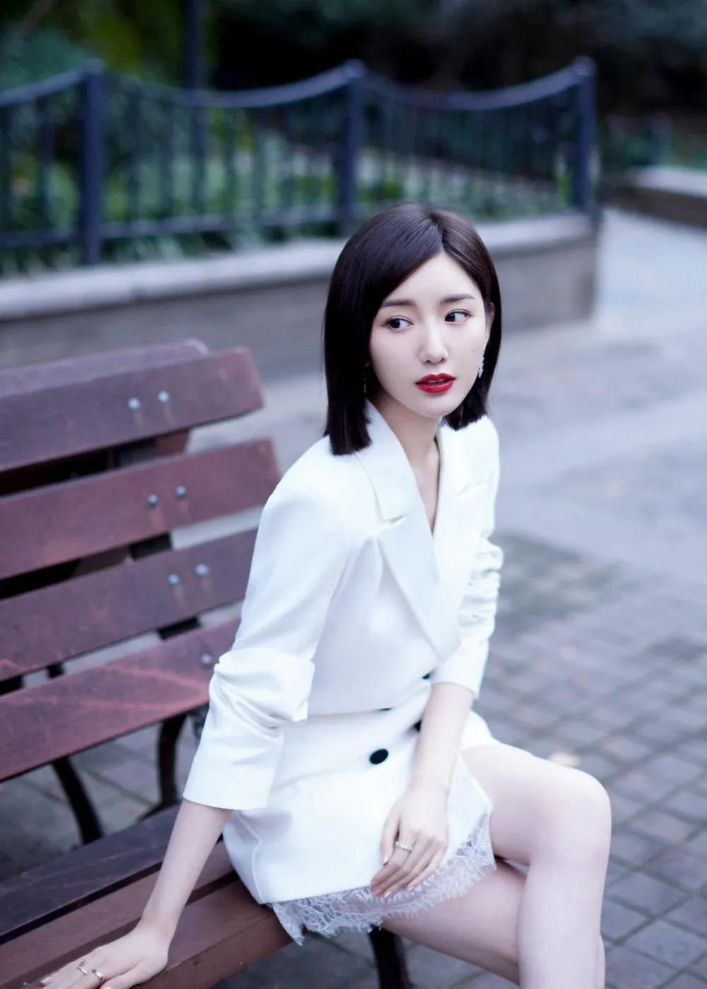 毛晓彤问心同款穿搭,毛晓彤怦然心动20岁穿搭