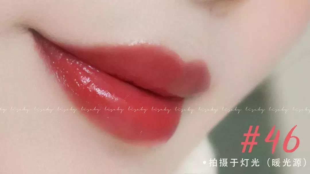 你还没买？这个女生最爱的彩妆收割机再不入手就全断货了！