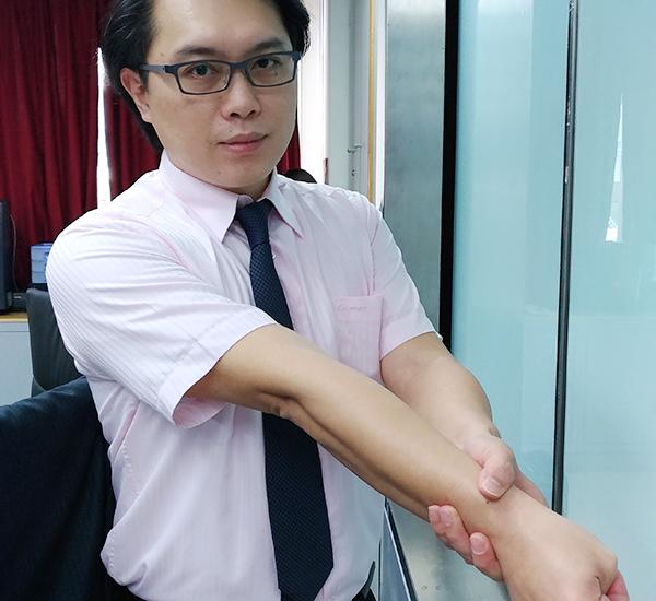 手指痛到牙刷拿不稳,中医治肌腱滑膜炎分缓急