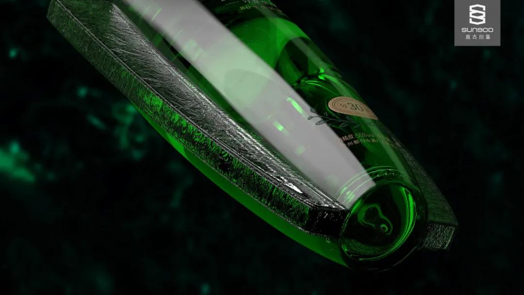 独有的“绿宝石”，点缀于白酒的剔透瓶身之上