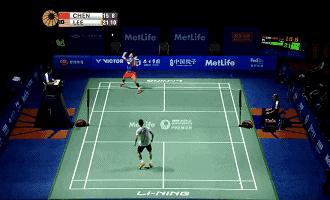 羽毛球如何学习正手发高远球,羽毛球新手怎么练习正手高远球