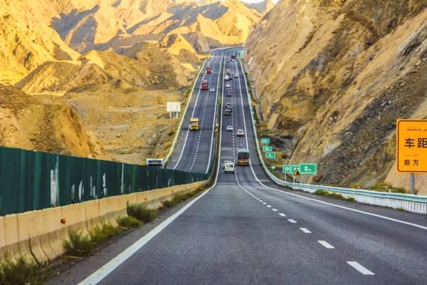 最坏的宇宙最好的地球刘慈欣,刘慈欣写的流浪地球简介