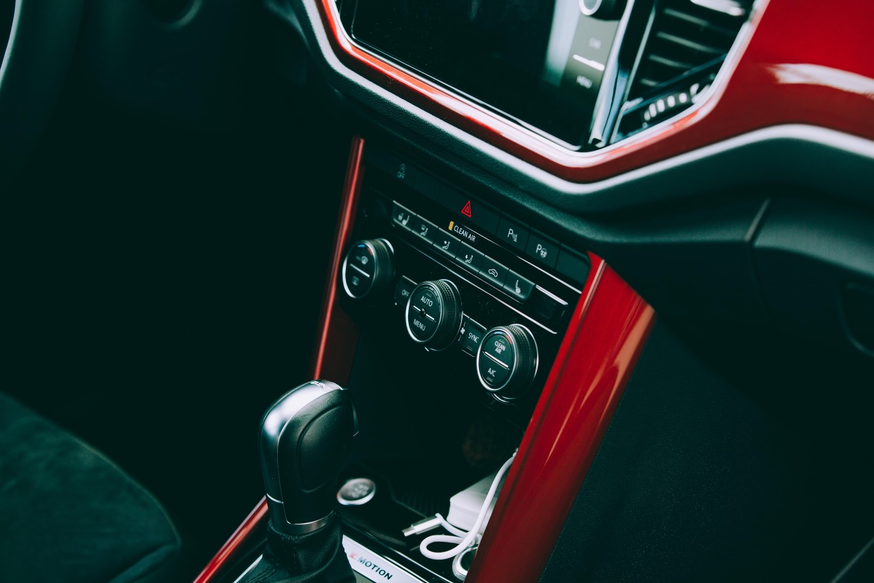 这台suv诚意满满,这款德系车只卖6万元却非常耐造