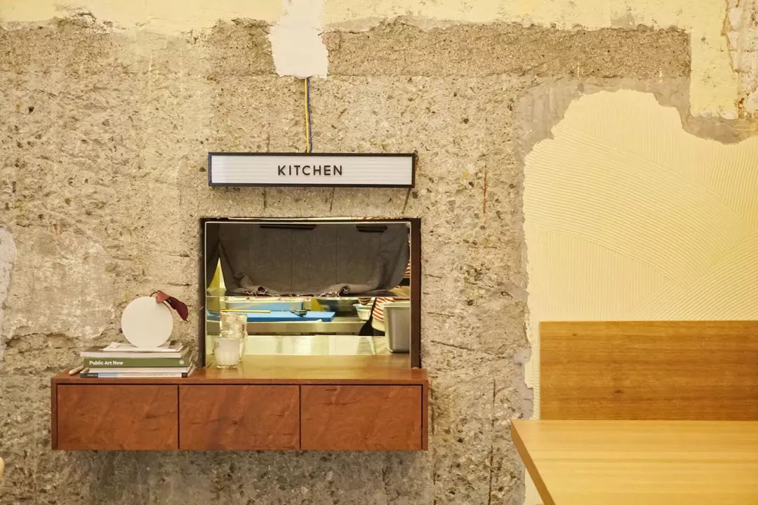 花椒、蛋烘糕和肉桂，对头，这里是咖啡店