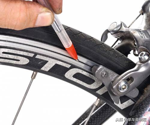 应该学会的自行车修理技巧,公路自行车出了问题怎么维修