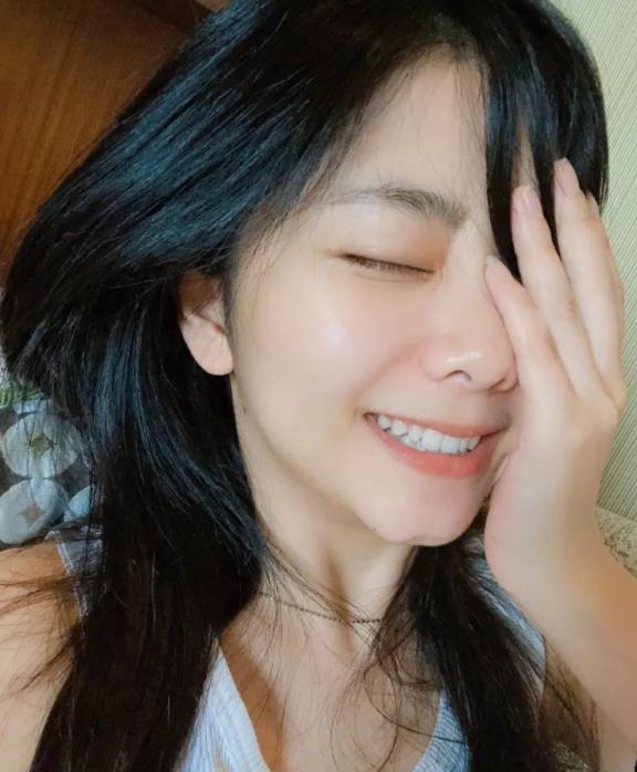 童颜牛奶肌,好看的牛奶肌