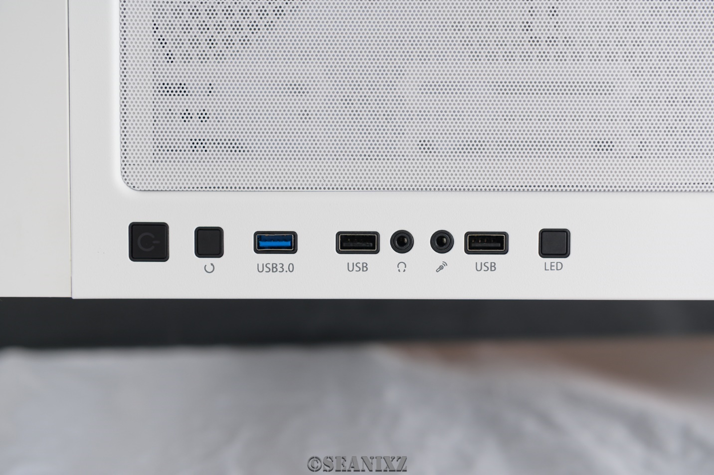 全能千元级机电套装：TT挑战者H6+GT650金牌全模组电源