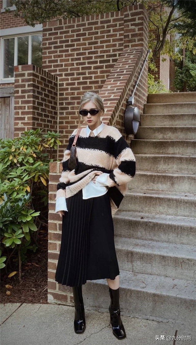 有品位的女人冬天衣服不用太多,今年秋冬最火的马海毛毛衣