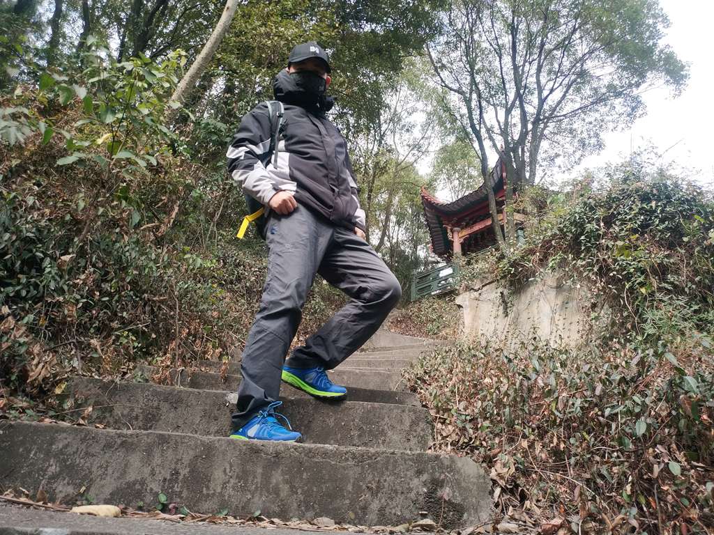 风谜fooxmet智能衣服怎样,fooxmet风谜智能温控滑雪服