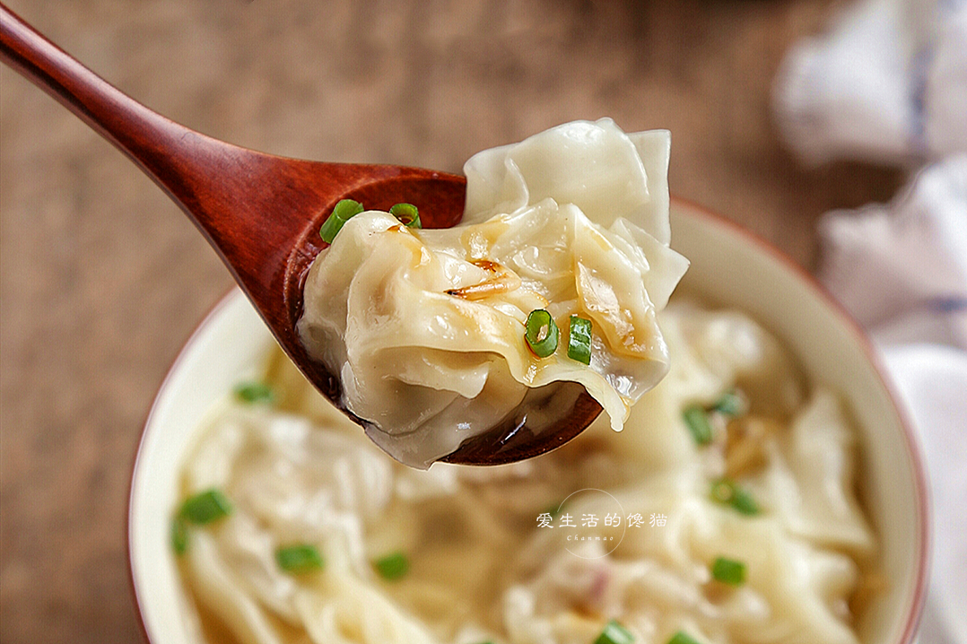 家里煮云吞什么汤底好简单的,煮云吞加点啥