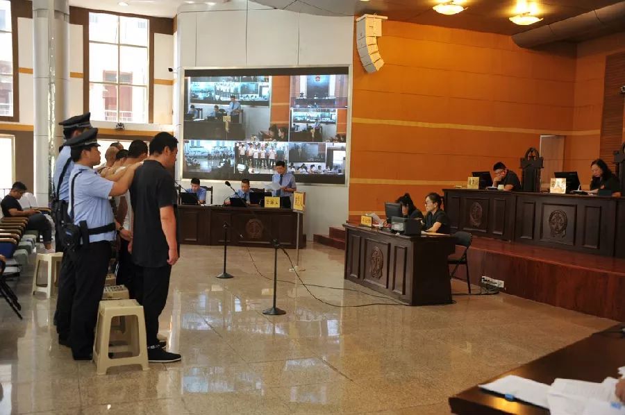 10万人注册、涉案金额千万，这个“开”在手机中的*场赌**不简单