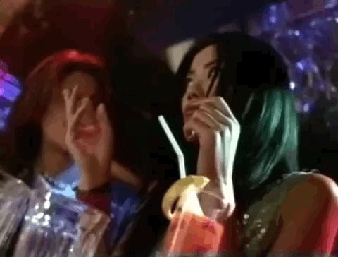 王菲广告大赏完整版,发几张王菲在90年代初做的广告