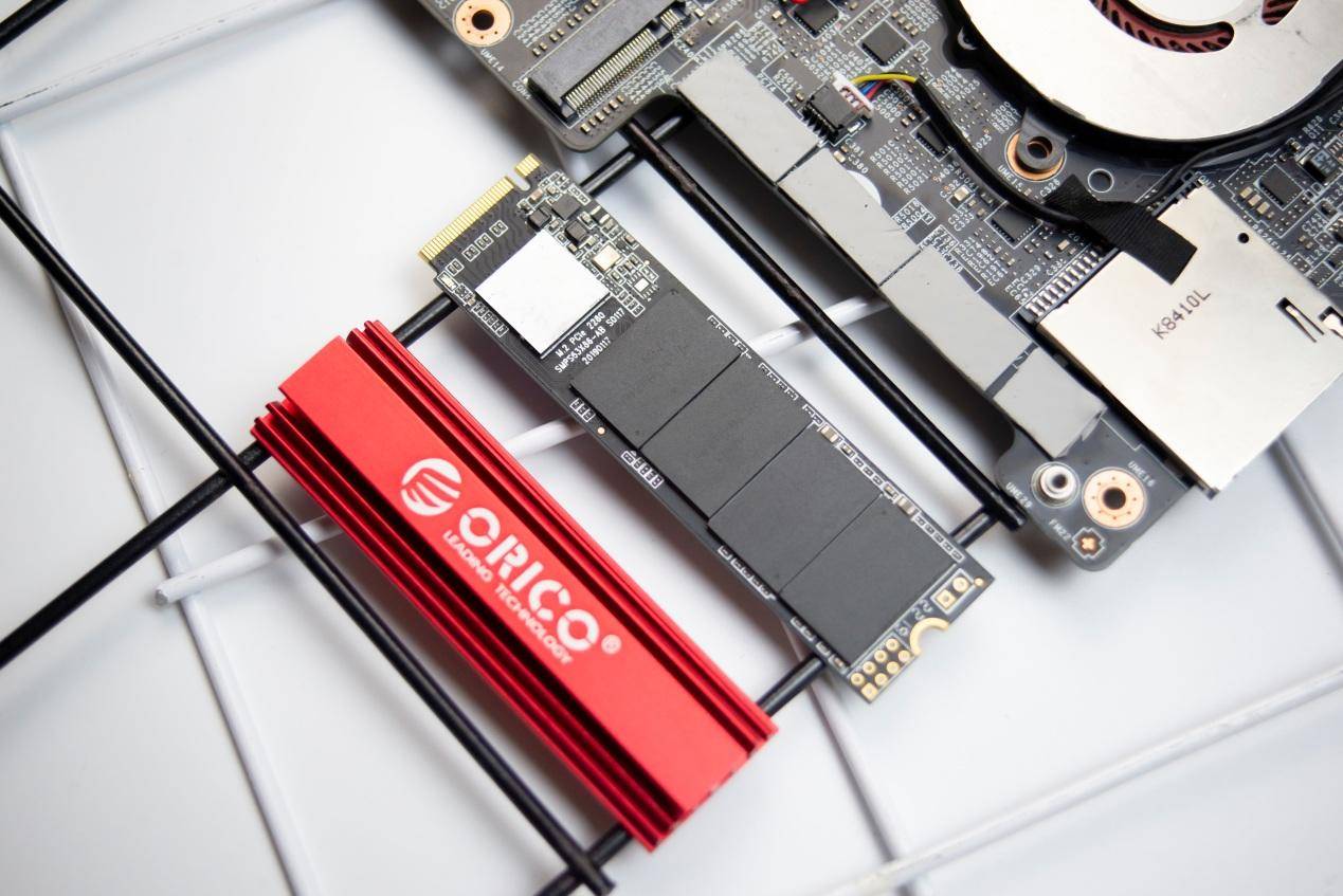 m.2固态硬盘发热量评测,5款入门m.2固态硬盘的简单测评