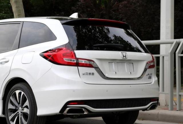 本田20款“杰德”10万了！入门就配1.8L+自动，油耗6.9L