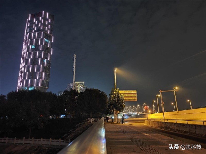 一加9rt是高端直屏手机吗,一加9高端机安卓机皇