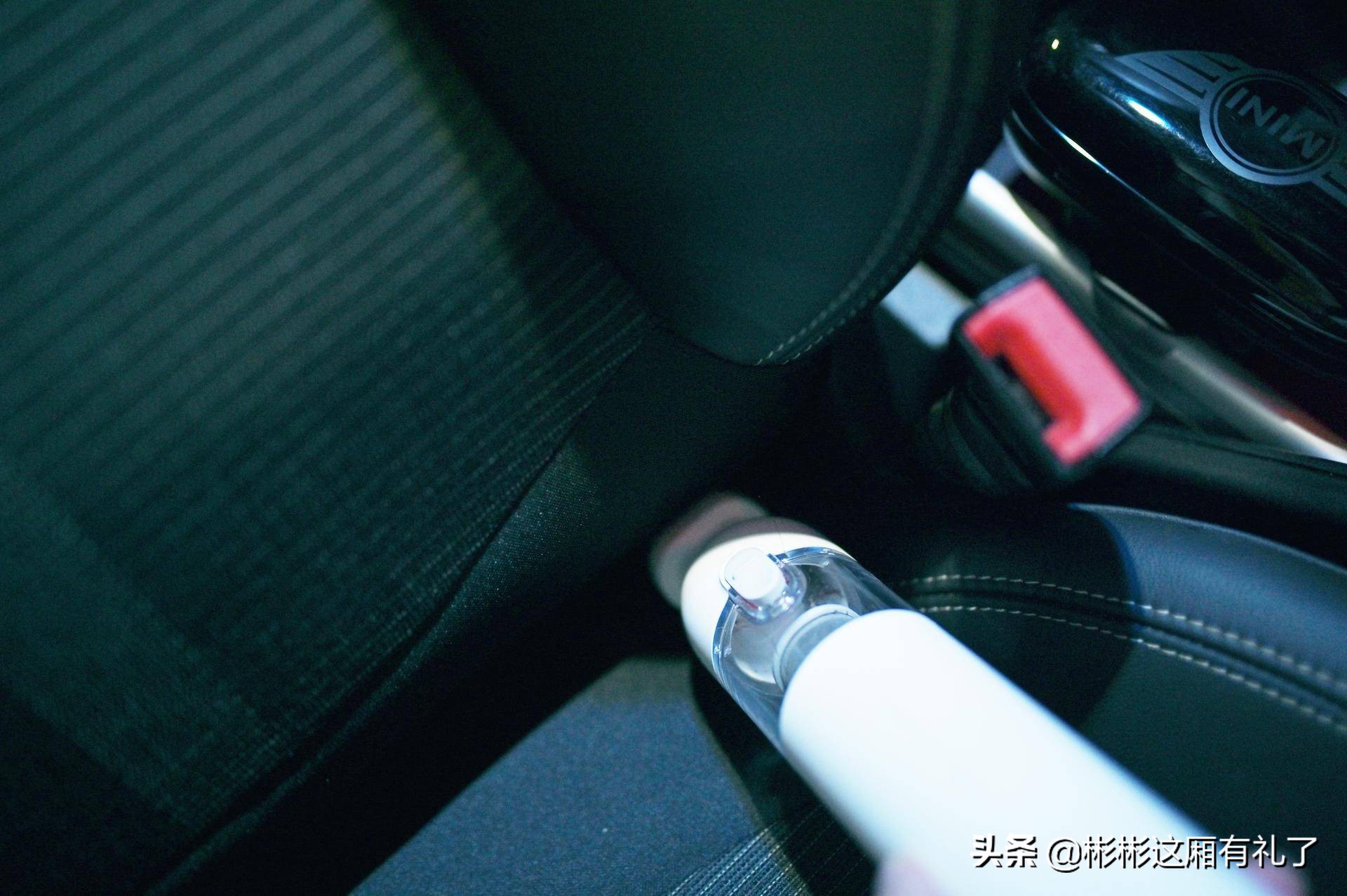 从小坐到大的安全座椅,小到隐形的手机支架