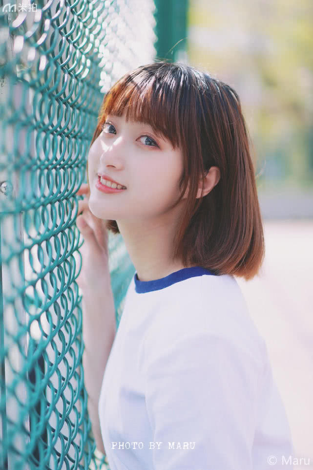 满满的青春活力少年写真,牛仔短裤校园写真