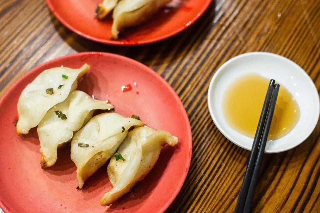 2019魔都锅贴测评滚烫出炉!