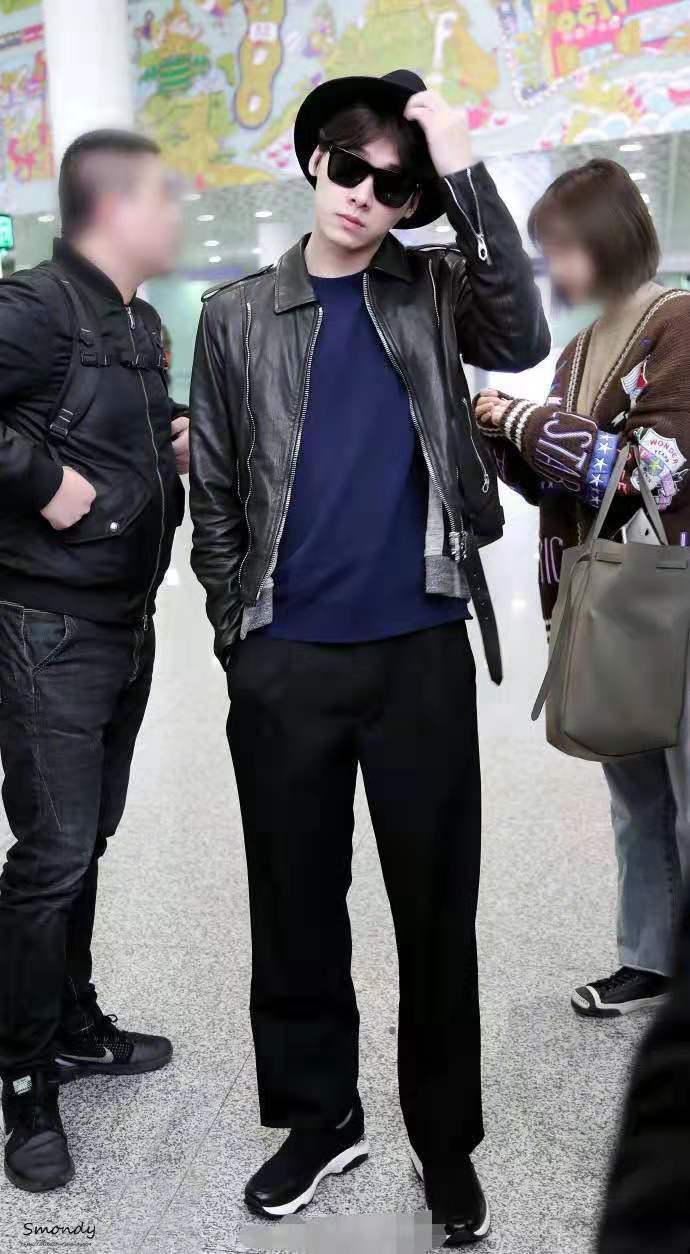 时尚流行的皮衣,时尚潮流真皮皮衣